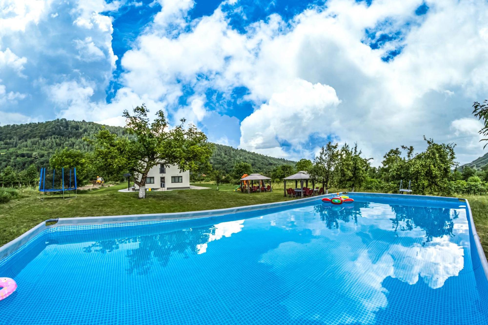 Hotel Transalpina Retreat Novaci-Străini Exterior foto